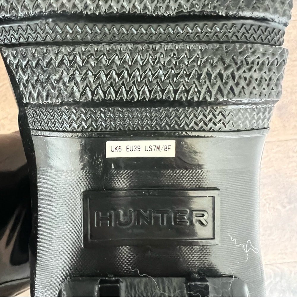 Women's Hunter Tall Boots with Boot Socks - Picture 6 of 9